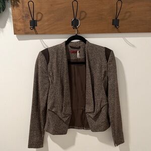 Elegant Brown Women's Blazer